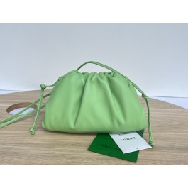 [징] 보테가 베네타 미니 파우치백 애시드그린 22*12