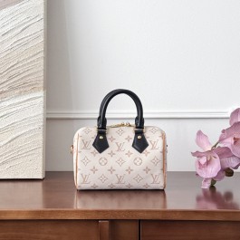 [갓팩토리] 루이비통 모노그램 반둘리에 20 핸드백 20.5*13.5*12