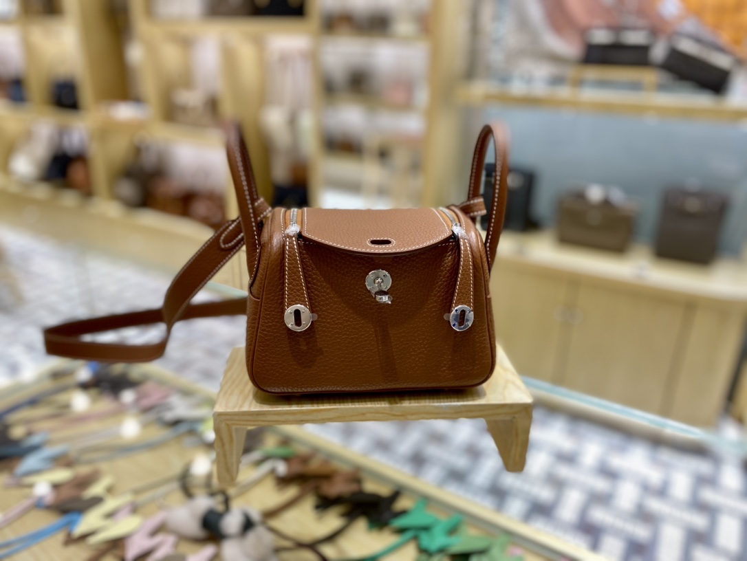 [다바오] 에르메스 린디 은장 미니  19*