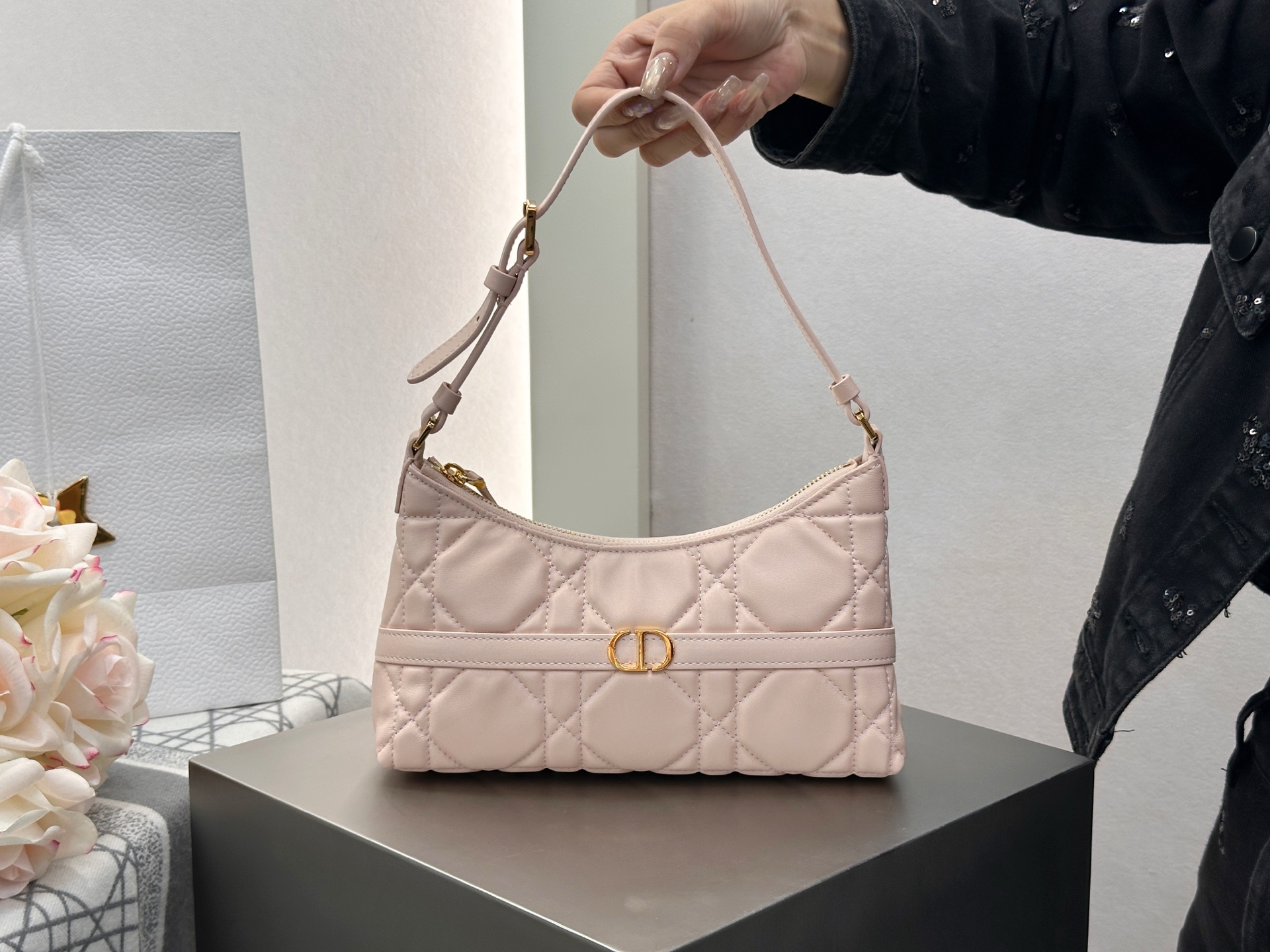 [팬더샵] 디올 미스 카로 미니 호보백 핑크 24*14*6