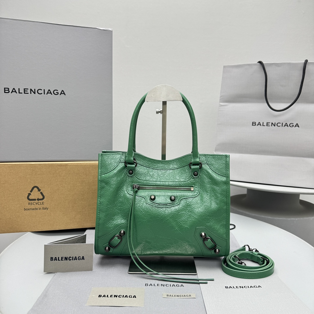 [세터] 발렌시아가 시티 모터백 26*10*20