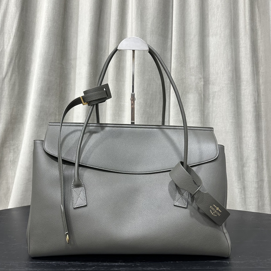 [세터] 발렌시아가 캐리 레더 숄더백 44*33*14