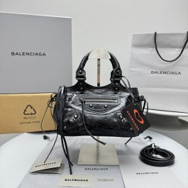 [세터] 발렌시아가 시티 백 24*11*17