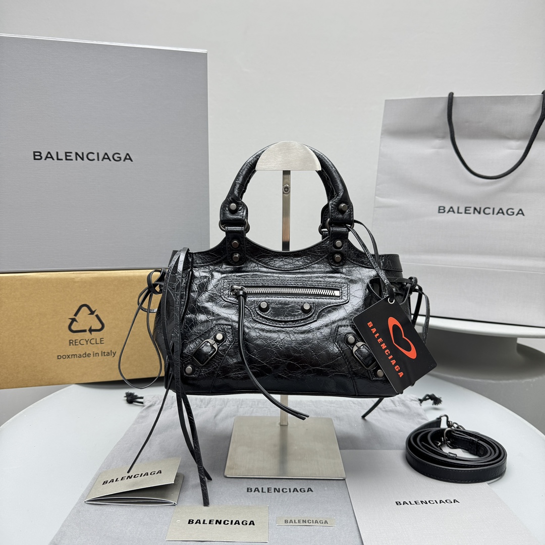 [세터] 발렌시아가 시티 백 24*11*17