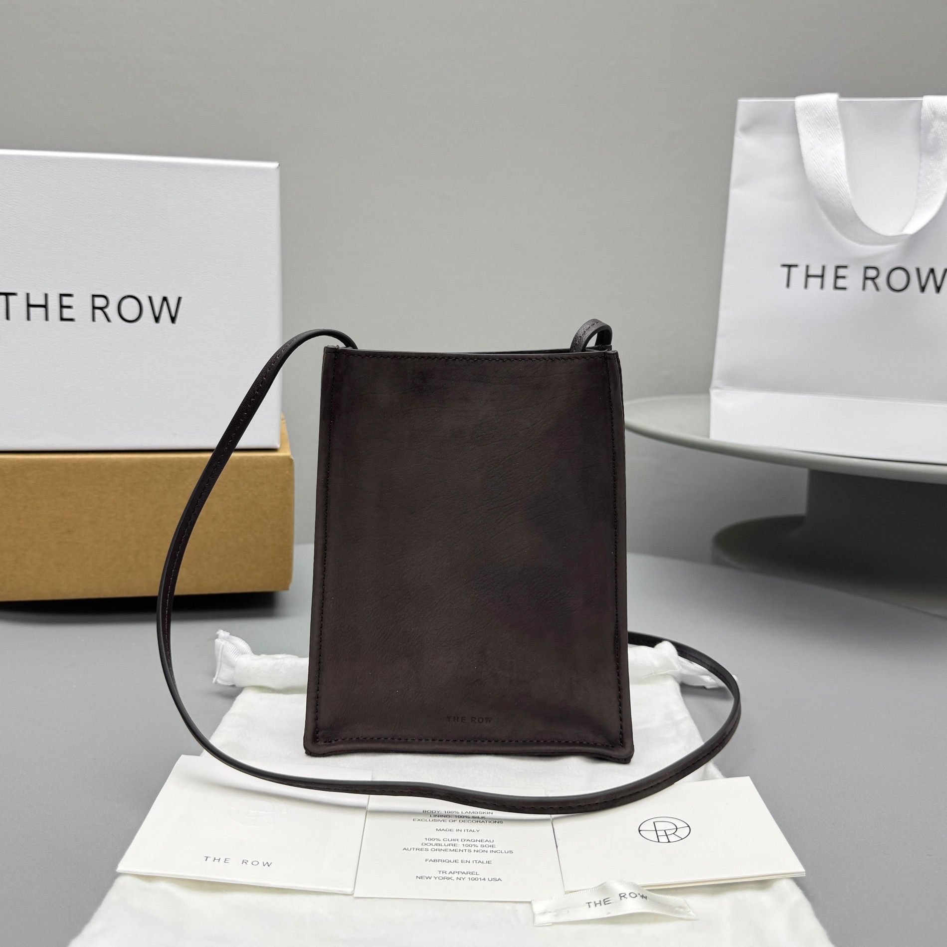 [세터] 더로우 스웨이드 스몰 카프 레더백 브라운 13.5*17*5