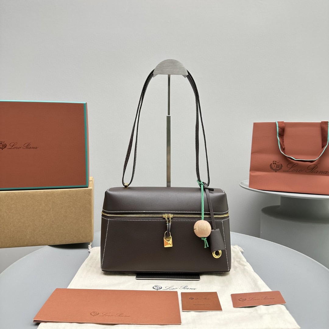 [세터] 로로피아나 골드 엑스트라 백 브라운 27*10*28