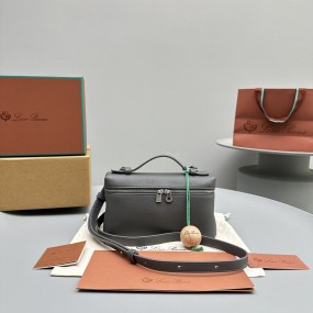 [세터] 로로피아나 엑스트라 크로스백 그레이 19*7*12