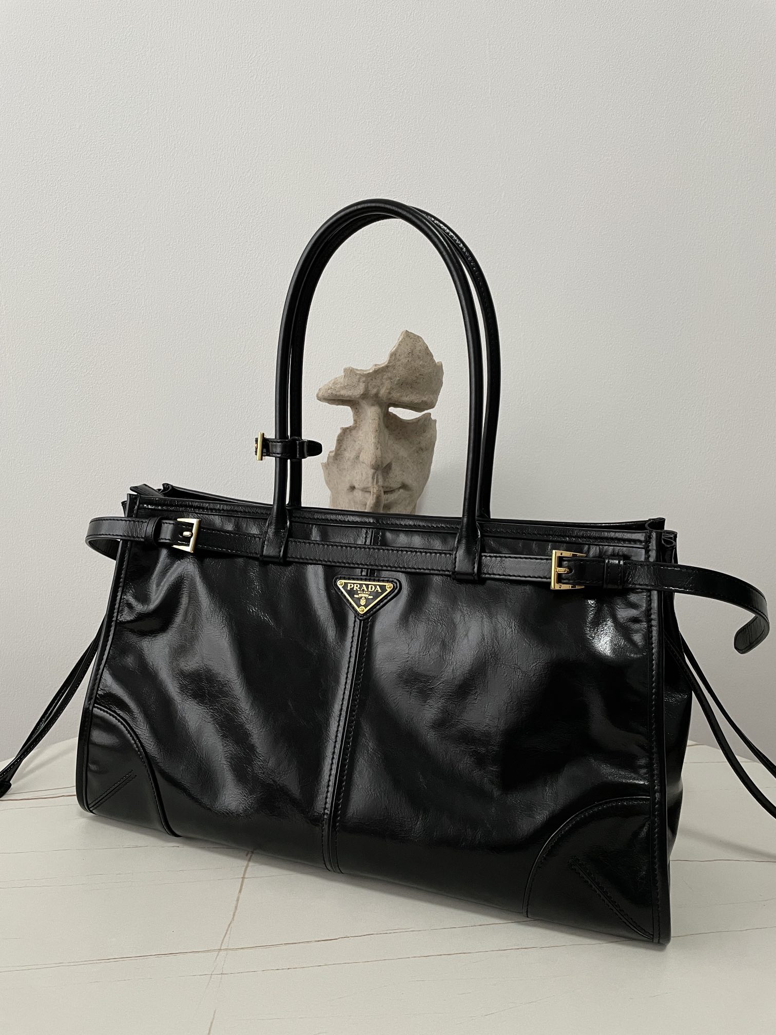 [블랙프라임] 프라다 보니 가죽 핸드백 블랙 38*24*12