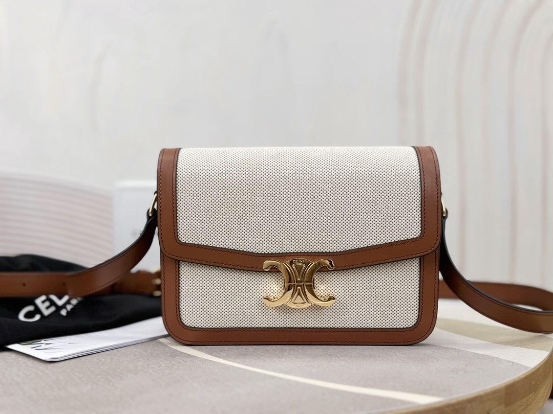 [팬더] 셀린느 트리옹프 캔버스 숄더백 베이지 22.5*16.5*7