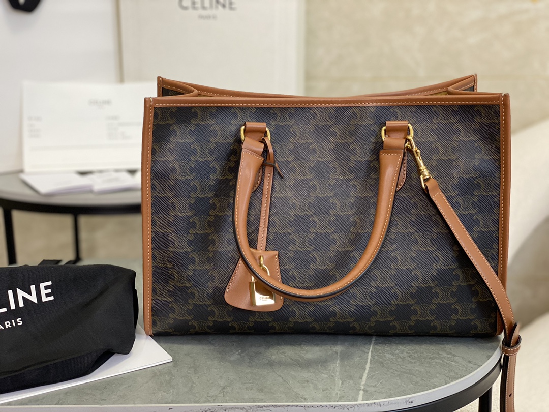 [팬더] 셀린느 호이즌탈 카브스 토트백 브라운  35*22*7