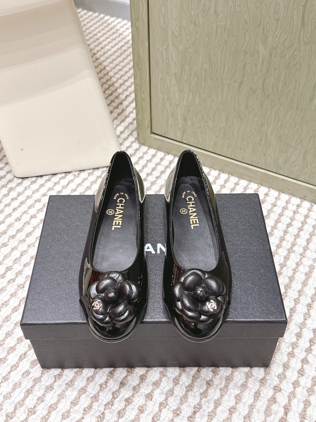 [제이드] 샤넬 까멜리아 플랫슈즈 블랙