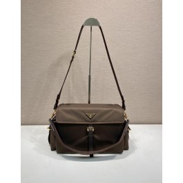 [근야오] 프라다 익스플로어 리나일론 숄더백 브라운  37.5*19*12